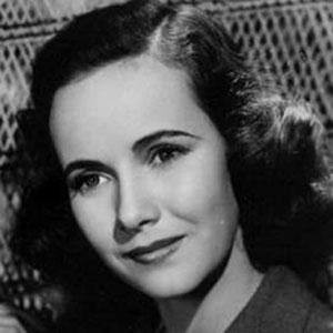 Teresa Wright Profile Picture