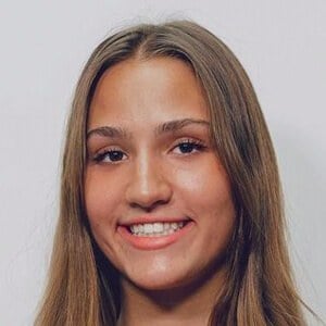 Ella Wrobel Profile Picture