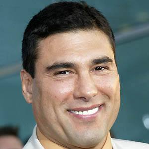 Eduardo Yáñez - Bio, Family, Trivia | Famous Birthdays