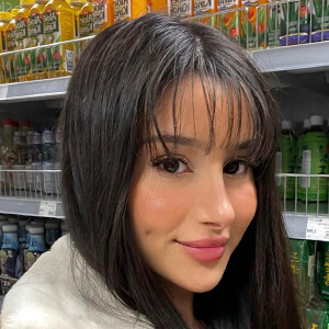 Alena Yildiz Profile Picture