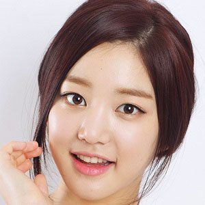 Lee Yu-bi - Age, Family, Bio | Famous Birthdays