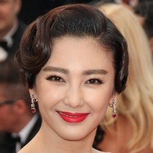 Zhang Yuqi Profile Picture