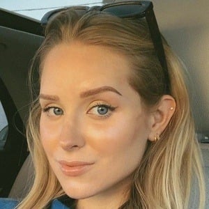 Caroline Zalog Profile Picture
