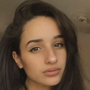 Dounya Zayer Profile Picture