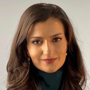 Najwa Zebian Profile Picture