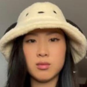 Angela Zhang Profile Picture