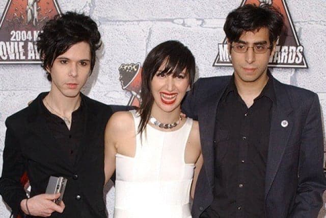 Yeah Yeah Yeahs - Members, Ages, Trivia | Famous Birthdays