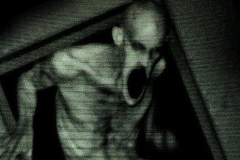 Grave Encounters 2