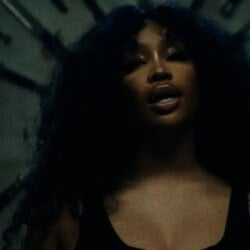 SZA - Age, Bio, Family | Famous Birthdays