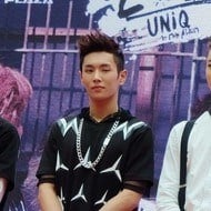 UNIQ