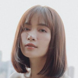 Ái Phương Headshot 2 of 6