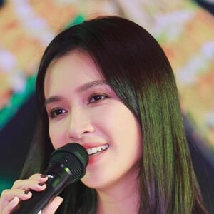 Ái Phương Headshot 4 of 6