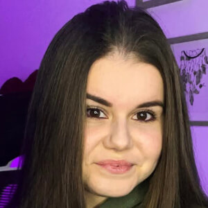 Šmigićka Headshot 7 of 10