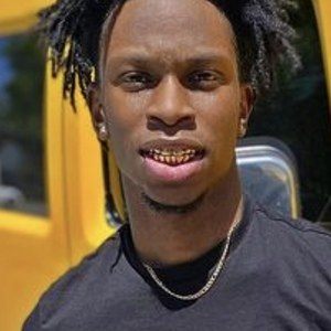 40shvttt Headshot 4 of 10