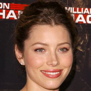 Jessica Biel at age 22