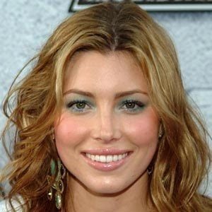 Jessica Biel at age 22