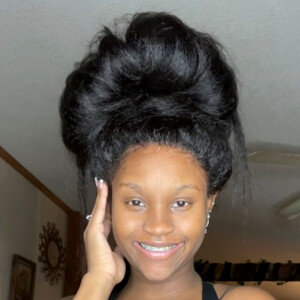 A'Niya Heckard Headshot 12 of 13