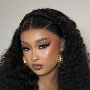 aaliyah khan Headshot 8 of 10