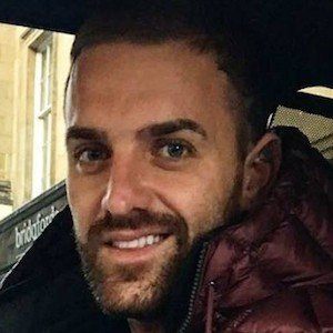 Aaron Chalmers Headshot