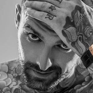 Aaron Chalmers Headshot