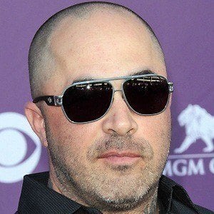 Aaron Lewis at age 39