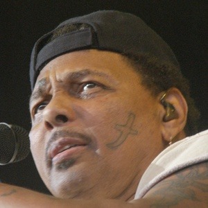 Aaron Neville Headshot 6 of 7