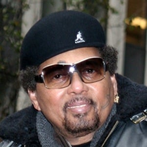 Aaron Neville Headshot 7 of 7