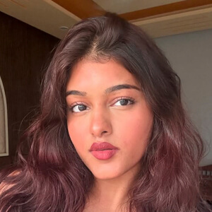 Aashiya Iqbal Headshot 6 of 6