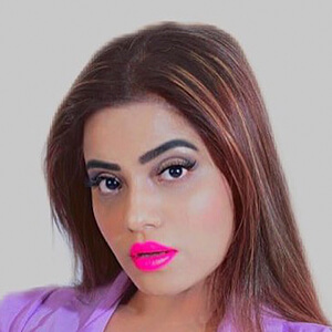 Aasma Syed Headshot 2 of 6