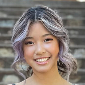 Abbi-Hope Jihye Park Headshot 2 of 6