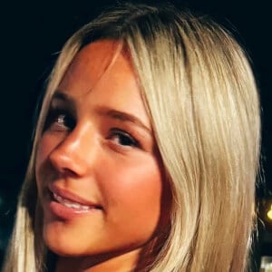 Abi Robinson Headshot 3 of 3