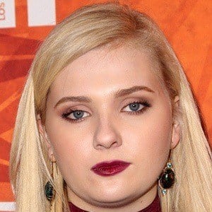 Abigail Breslin at age 19