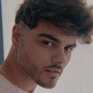 Abraham Mateo Headshot 5 of 7