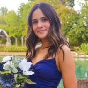 Addi Apgar Headshot 2 of 2