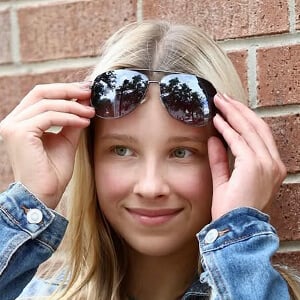 Adia Ava Headshot 4 of 6