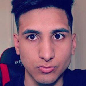 Adil Mirza Headshot 5 of 10