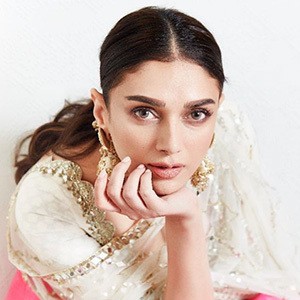 Aditi Rao Hydari Headshot 2 of 10