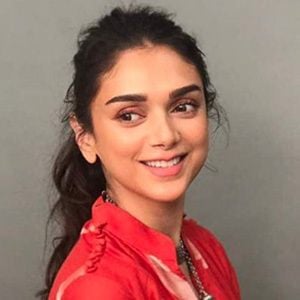 Aditi Rao Hydari Headshot 4 of 10