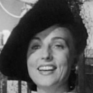 Agnes Moorehead Headshot 2 of 6