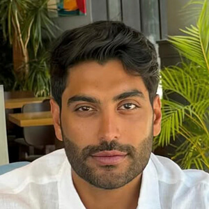 ahmedalsalem_ Headshot 3 of 6