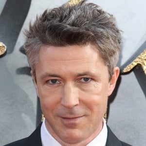 Aidan Gillen Headshot 6 of 8