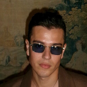 Aiden London Headshot 4 of 7