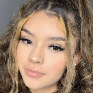 Aileen Muñoz Headshot