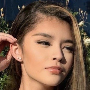 Aileen Muñoz Headshot