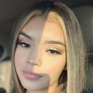 Aileen Muñoz Headshot