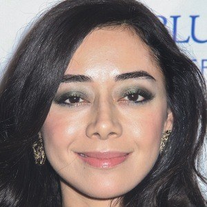 Aimee Garcia Headshot 10 of 10
