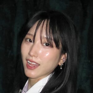 aini Headshot 2 of 2