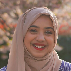 Aisha Saqib Headshot 6 of 9