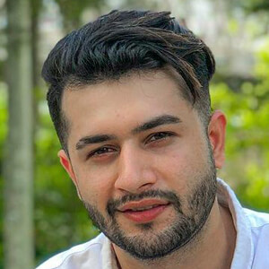 Akash Elahi - Age, Family, Bio | Famous Birthdays