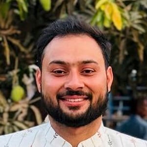 Akash Panwar Headshot 4 of 4